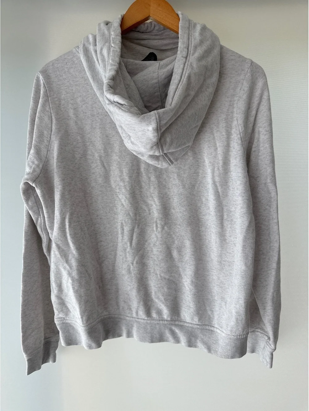 Nike Funnel Neck Hoodie Womens M Cream Pullover Fleece Athleisure Sweatshirt